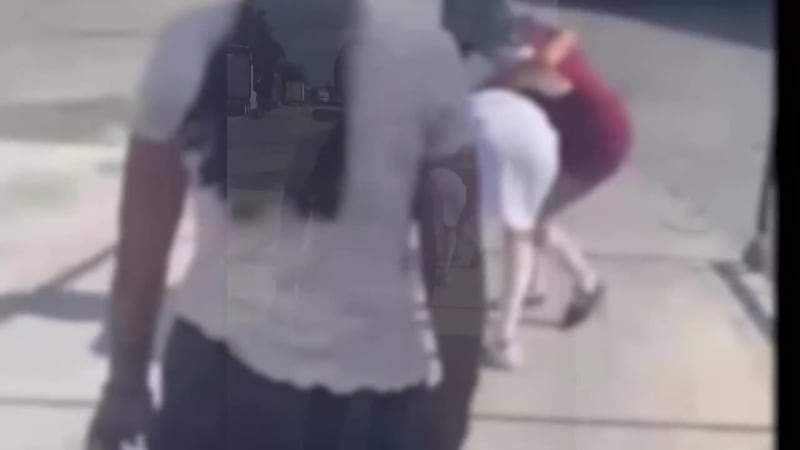 Tres compañeras agreden a menor en secundaria de Nuevo Laredo