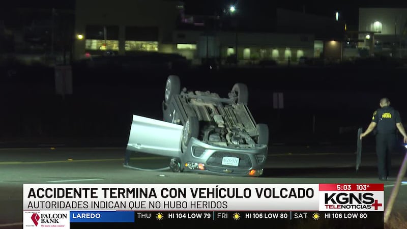Accidente termina con vehículo volcado en la carretera 359