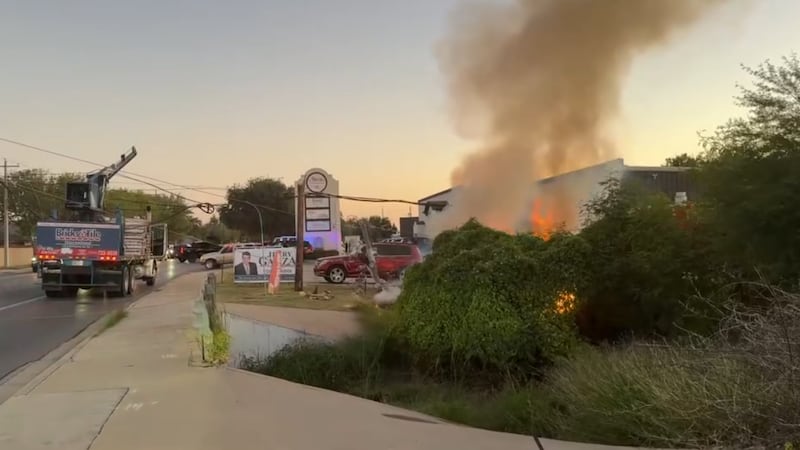 Jacaman Ax and Outage