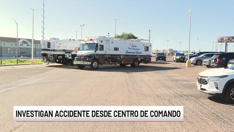 Policía de Laredo instala centro de comando cerca de lugar del accidente aéreo