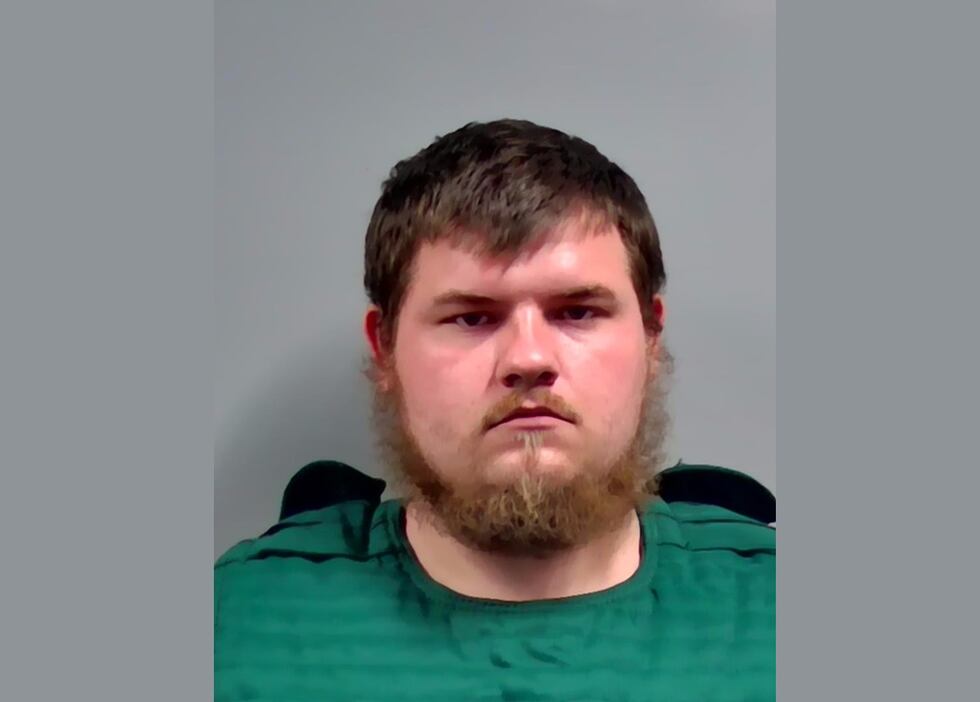 John Henry Walston Jr., de 27 años, está acusado de dos cargos de homicidio premeditado, uno...