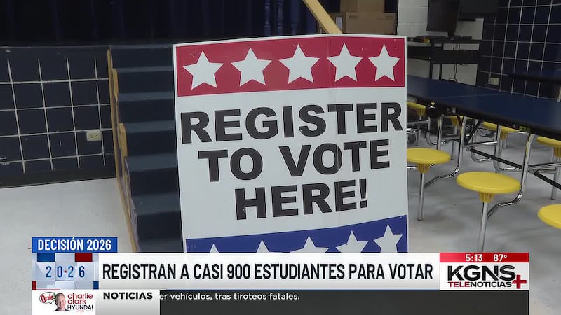 Registran a casi 900 estudiantes de Preparatoria Alexander para votar