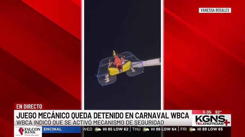 Juego mecánico queda detenido en carnaval WBCA