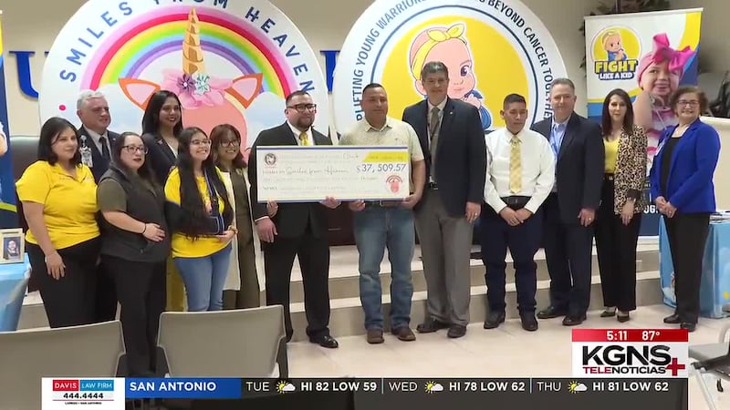 UISD entrega donación a ‘Smiles from Heaven’
