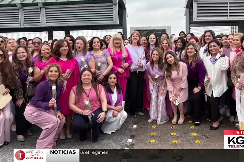 Caminata Binacional por el Día Internacional de la Mujer en el Puente I