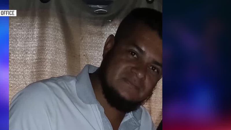 Buscan a sospechoso de doble homicidio en Pueblo Nuevo