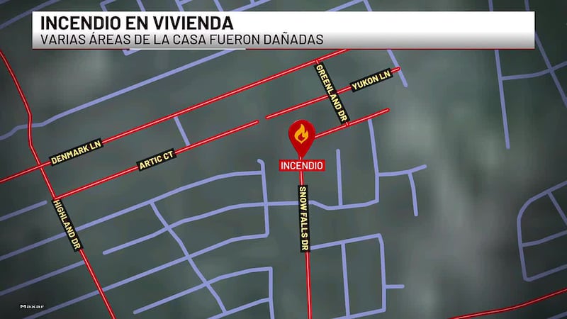 Bomberos atienden incendio en vivienda en Snow Fall Drive