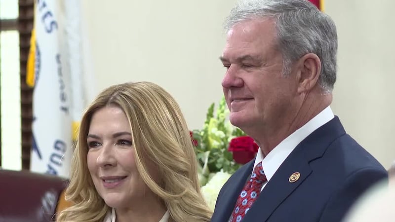 John Galo sworn in for 4th term as Webb Co. Commissioner, Pct. 3