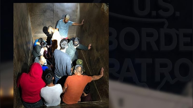 Descubren a 19 migrantes ocultos en remolque por la carretera I-35 en Laredo
