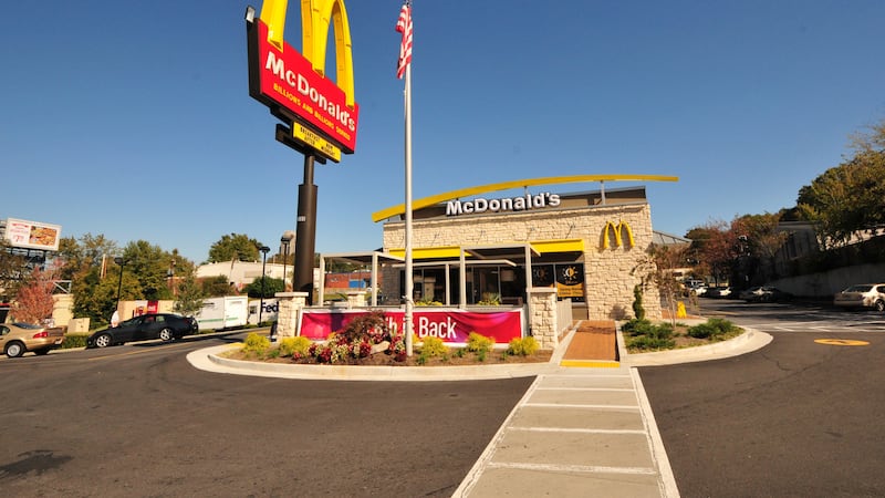 Los 12 días de ofertas de McDonald's y Mariah Carey están en marcha mientras contamos los días...