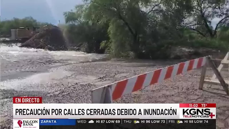 Cierran varias intersecciones de Laredo por inundaciones