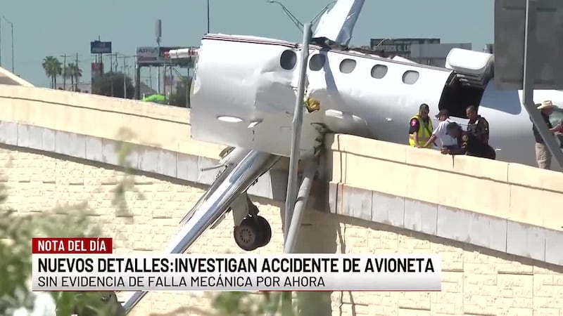 Investigan accidente aéreo en Laredo; Autoridades no confirman causa