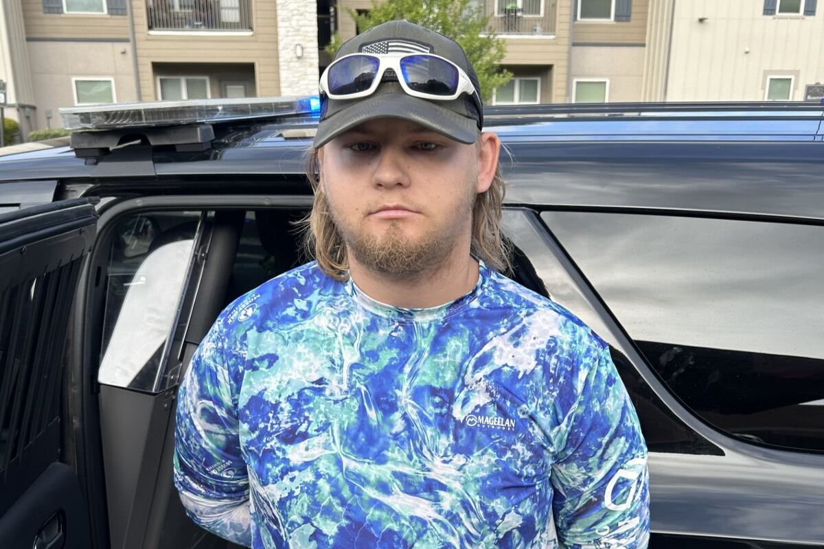 preloaded gallery image