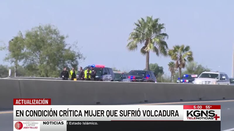 Continúa en condición crítica mujer que sufrió volcadura en Loop 20