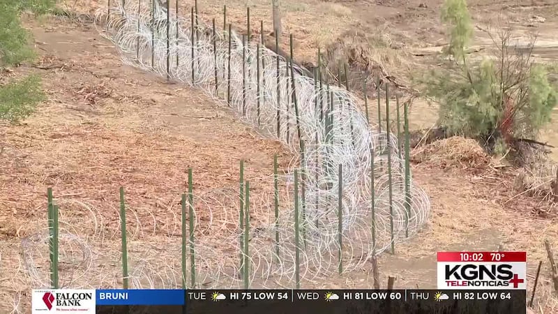 Instalan cerca de alambre de concertina en el área del arroyo Chacón