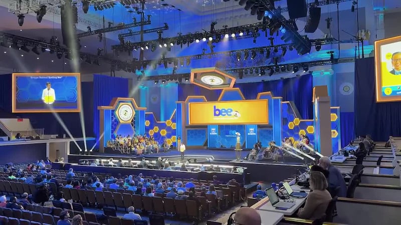 Alumna de UISD participa en spelling bee nacional en Washigton D.C.