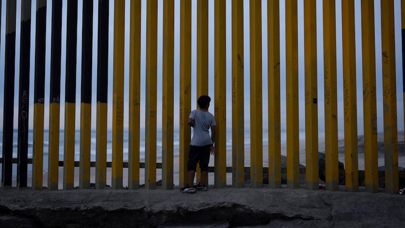 ICE deportó a 270,000 inmigrantes en un periodo de 12 meses, la cifra más elevada en una década