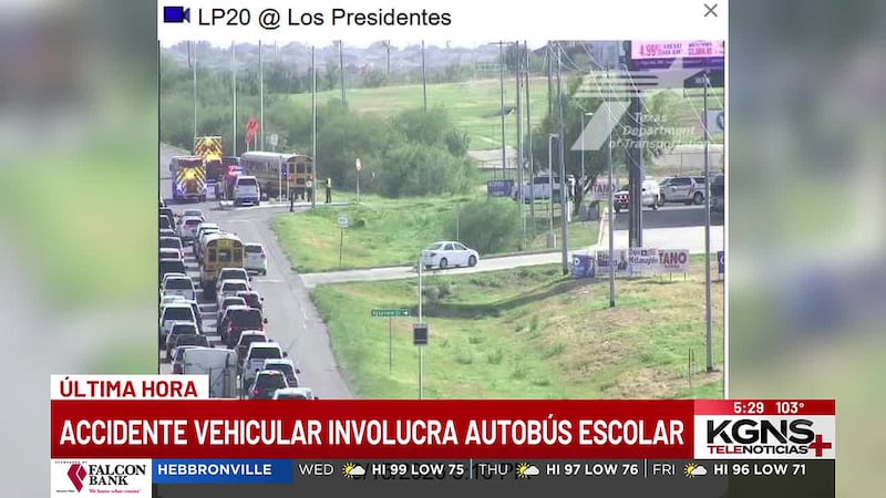 Reportan choque de autobús escolar al sur de Laredo
