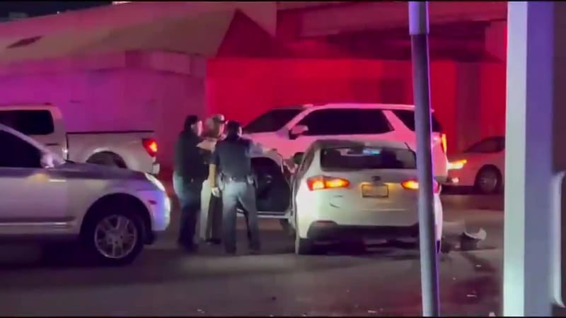 Accidente vehicular al norte de Laredo