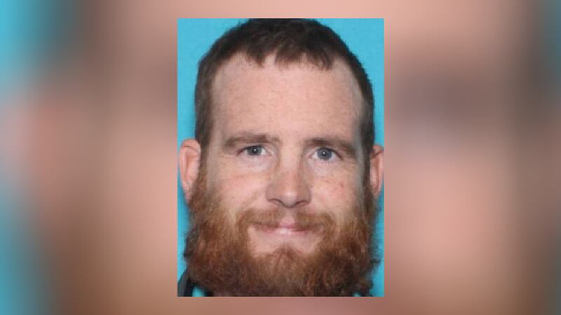 El jefe de la policía de Texas fue trasladado al hospital de Lubbock, se inició la búsqueda...