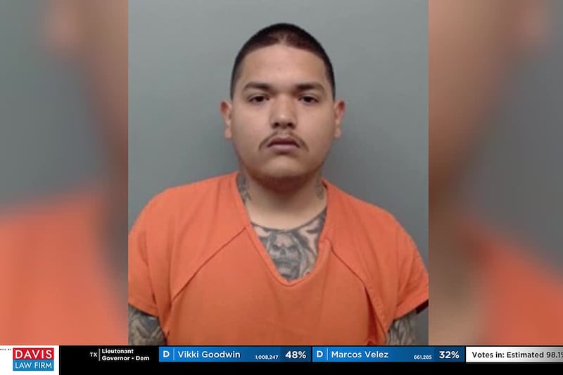 Arrestan a conductor tras hallar droga en vehículo