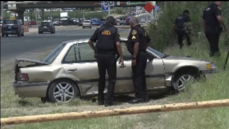Police chase ends in crash near Casa Blanca Ballroom