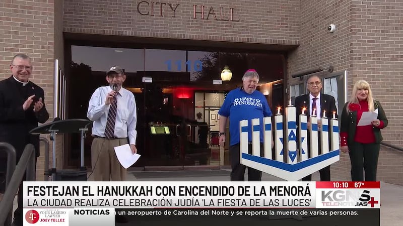 Festejan Hanukkah con encendido de la menorá en Laredo
