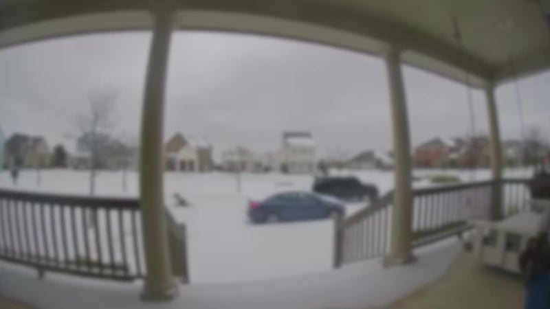 Joven de 16 años muere luego de que trineo en el que iba remolcado por una camioneta chocara...