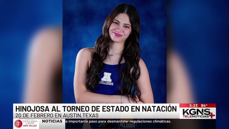 Alexa Hinojosa Calificó al Torneo Estatal en Natación en Austin,Texas, Representando al Equipo...