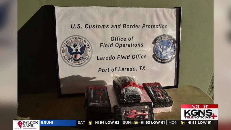 Decomisan cientos de miles de dólares en drogas en Puente de Comercio Mundial