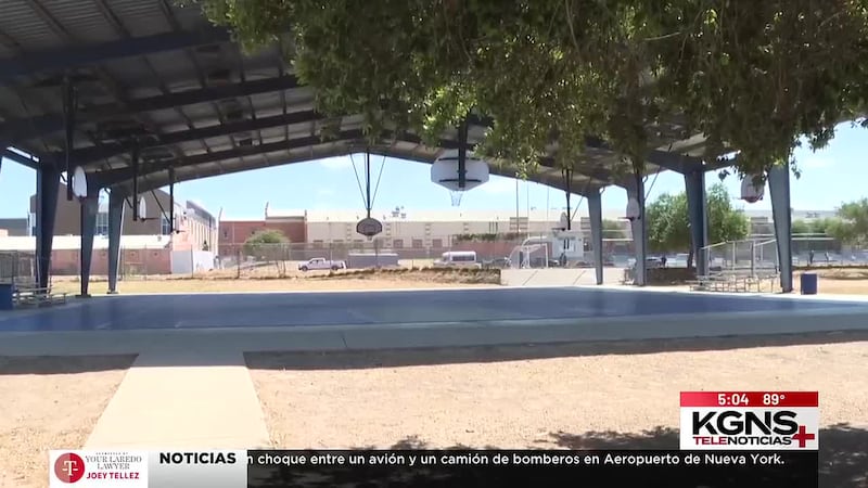 Menor detenido por presuntamente participar en balacera en parque de Laredo podría enfrentar...