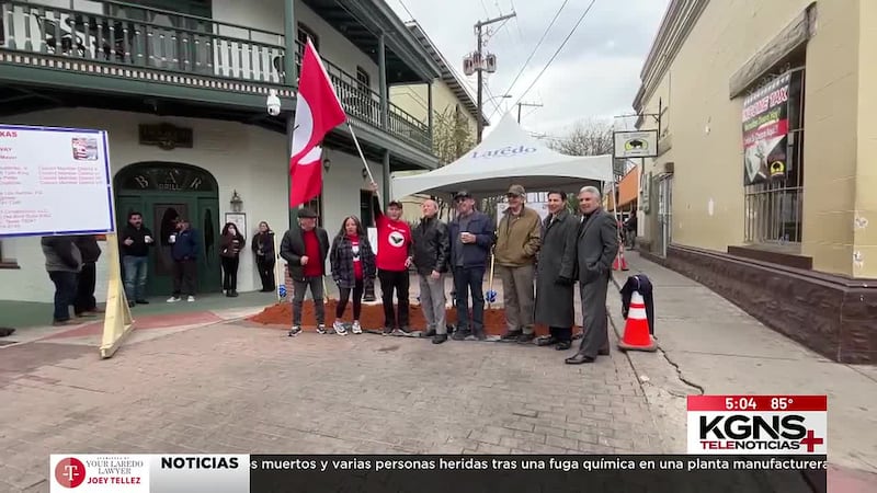 Cambia de nombre "César Chávez Walkway"