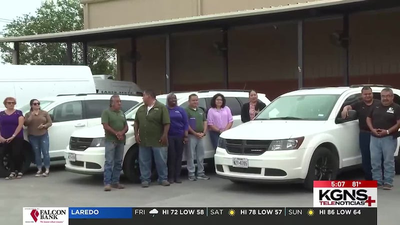Banco de Alimentos del sur de Texas dona vehículos a otros condados