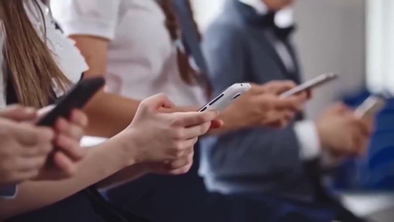 Hispano arrestado tras presuntamente contactar a una menor de 14 años para fines sexuales....