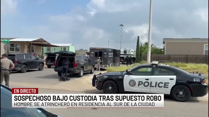 Sospechoso bajo custodia tras supuesto robo; Hombre se atrinchero en residencia al sur de Laredo