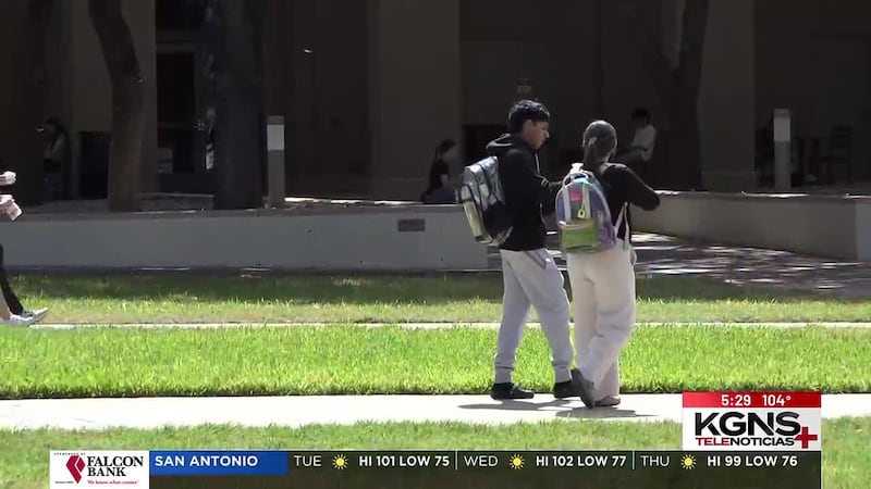 Inicia nuevo semestre escolar en TAMIU y Laredo College
