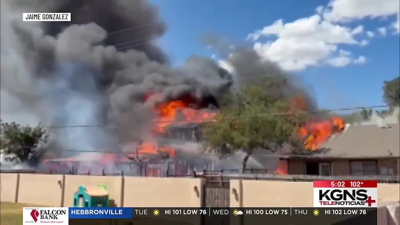 Se registra incendio de vivienda al norte de Laredo