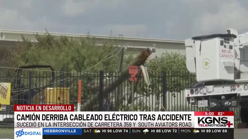 Camión derriba cableado eléctrico tras accidente