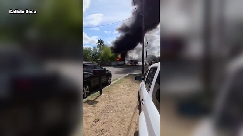 Incendio en vivienda de Laredo moviliza a bomberos y AEP