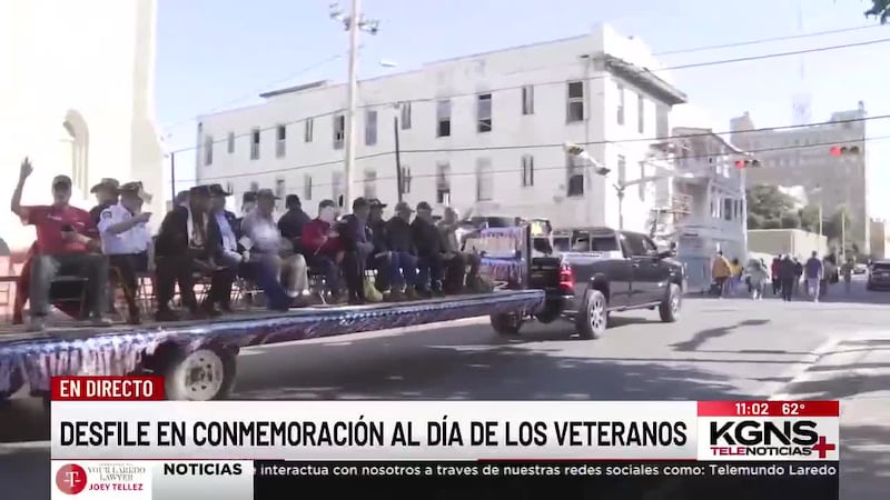 Desfile del Día de los Veteranos en Laredo
