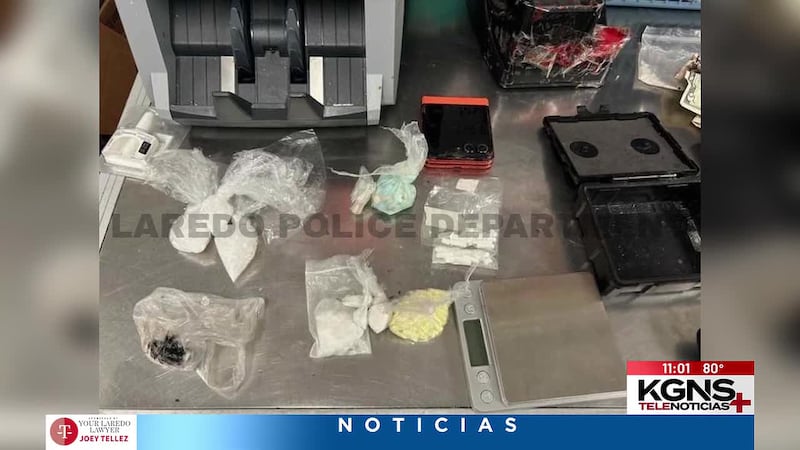 Arrestan a 5 personas en parada de tráfico bajo diversos cargos