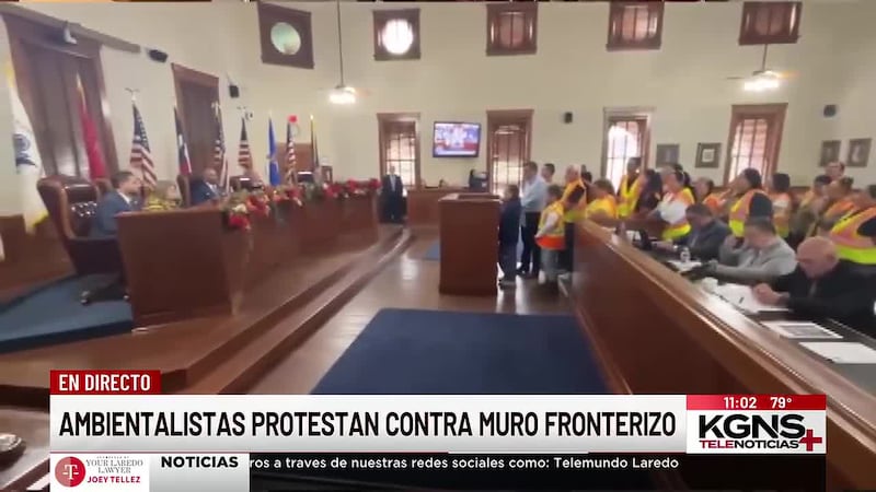 Ambientalistas protestan contra muro fronterizo en Laredo