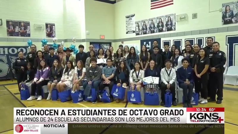 Reconocen a estudiantes de octavo grado de Laredo
