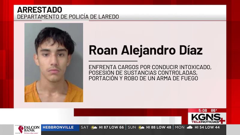 Arrestan a joven por presuntamente conducir intoxicado y causar accidente
